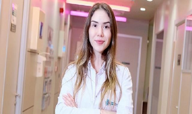 ‘mış gibi’ gülmek bile yetiyor…