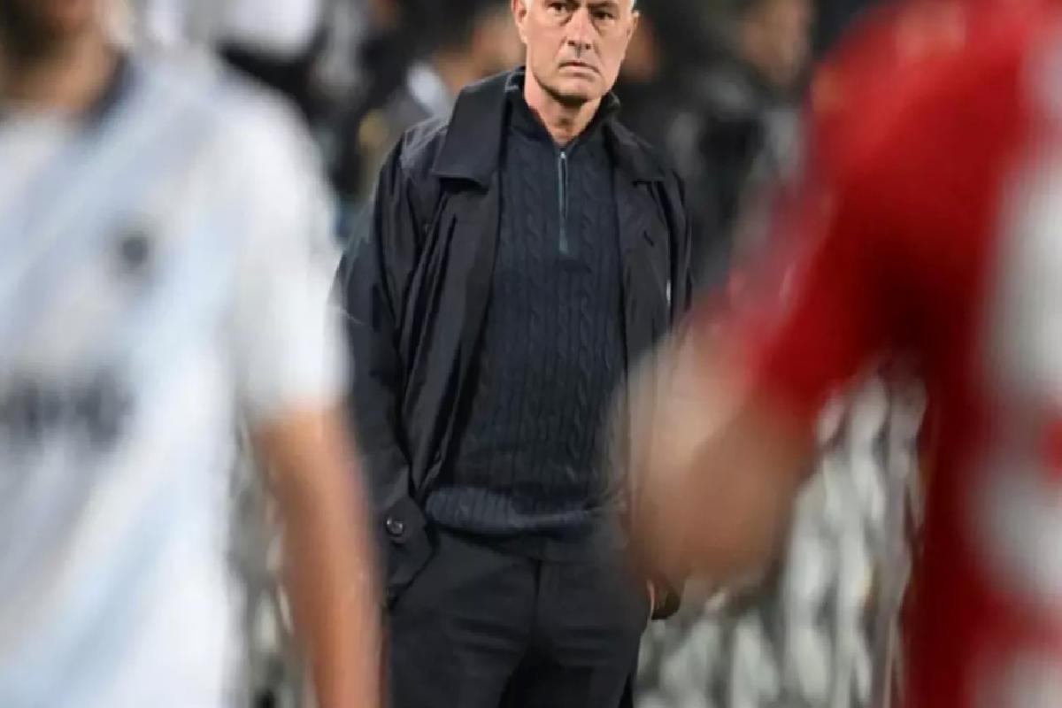 Mourinho, hakem kararlarına isyan etti: Yine canımız yandı