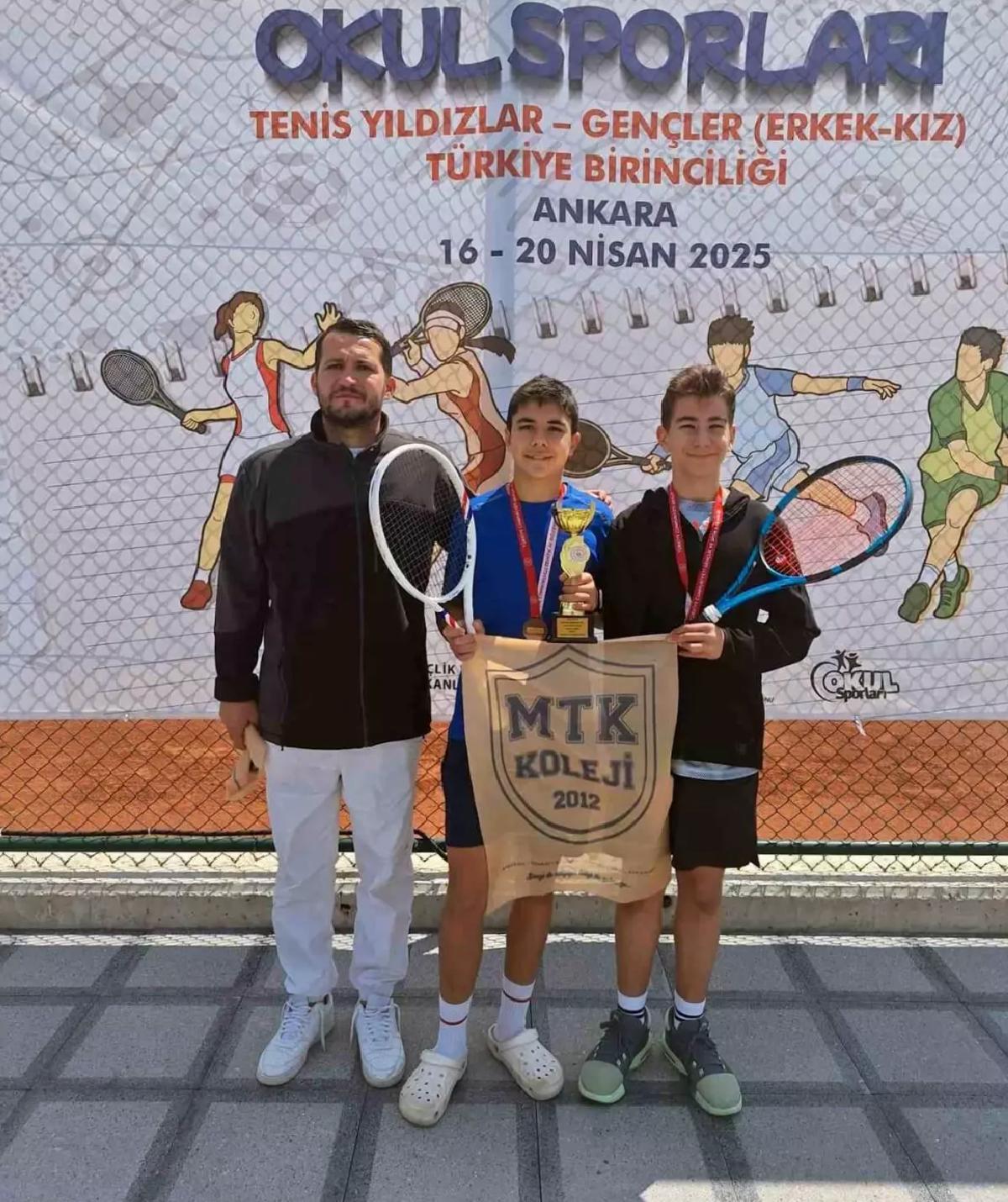 MTK Koleji Tenis Takımı Türkiye 4’üncüsü