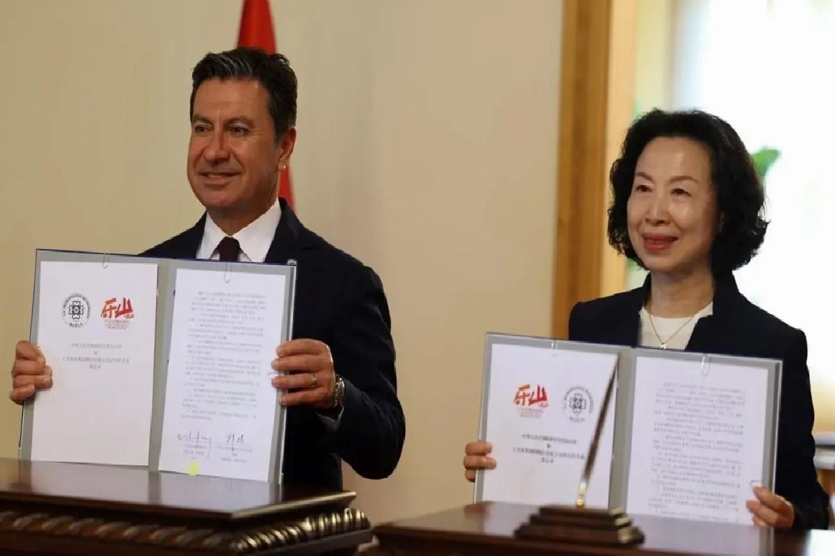 Muğla ile Leshan Kardeş Şehir Protokolü İmzalandı