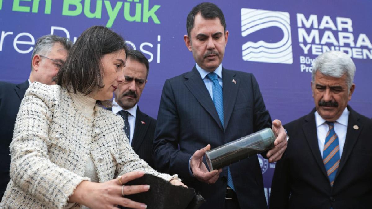 Murat Kurum duyurdu: İzmit Körfezi’nde dip temizliğinin ilk etabı tamamlandı