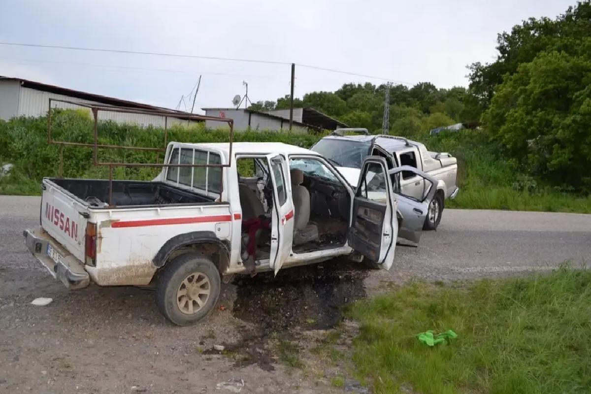Mustafakemalpaşa’da Trafik Kazası: 1 Ölü, 4 Yaralı