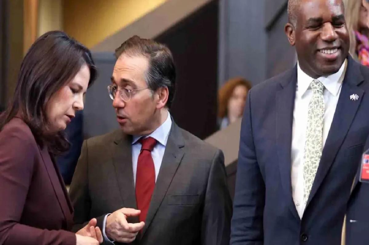 NATO Dışişleri Bakanları Brüksel’de Toplandı