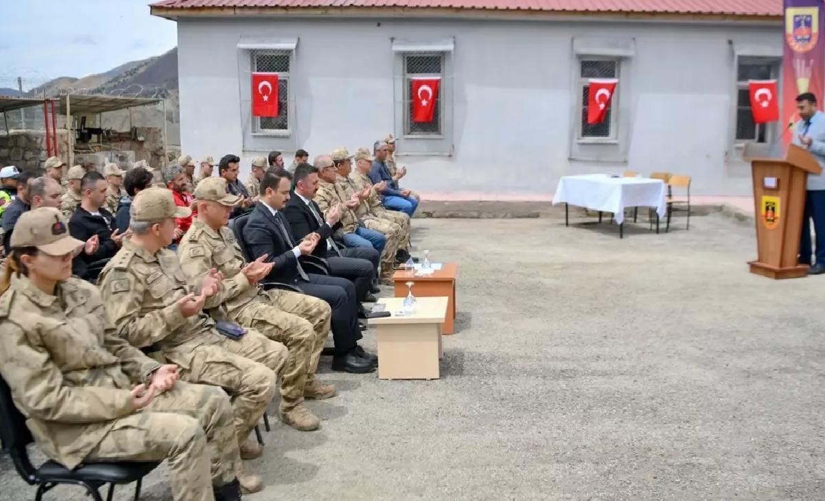 Nazımiye’de 15 Yıl Önce Şehit Düşen Askerler Anıldı