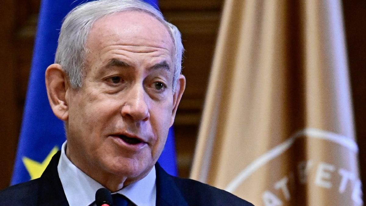 Netanyahu, Macron’a hakaret eden oğlunu savundu