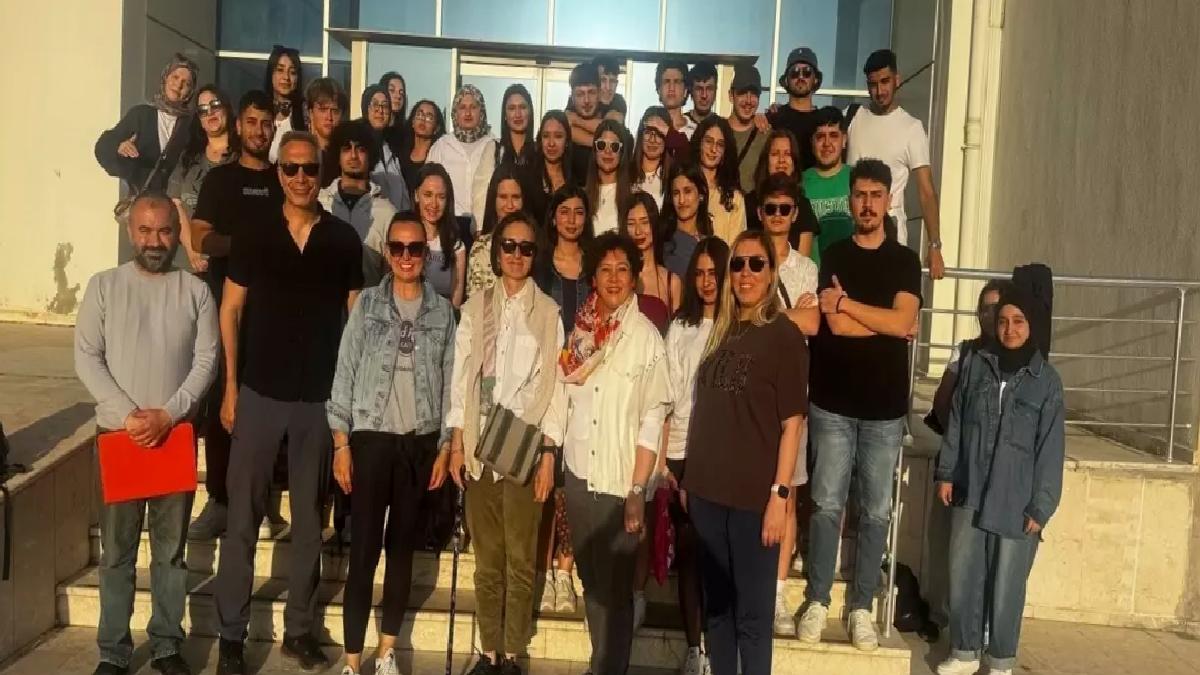 Öğrenciler Düğmeli Evleri Ziyaret Etti