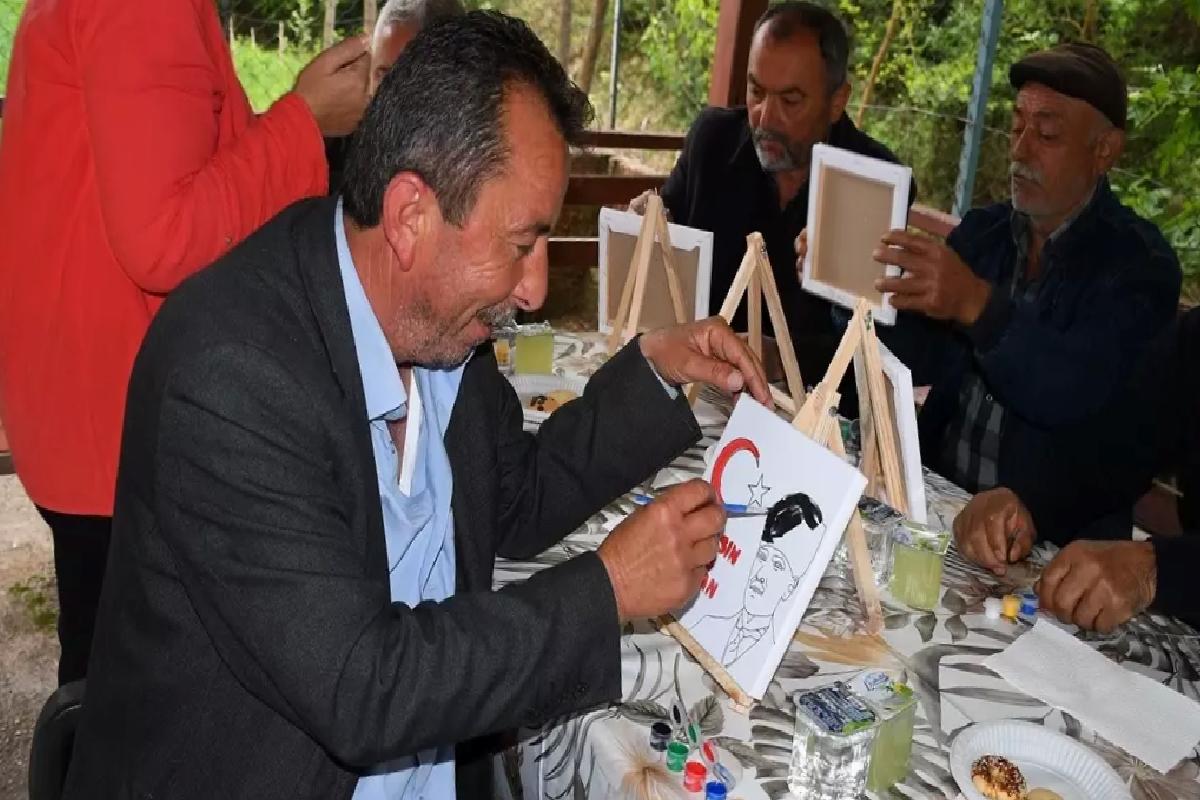 Öğrencilerden Gazze’ye Renkli Destek