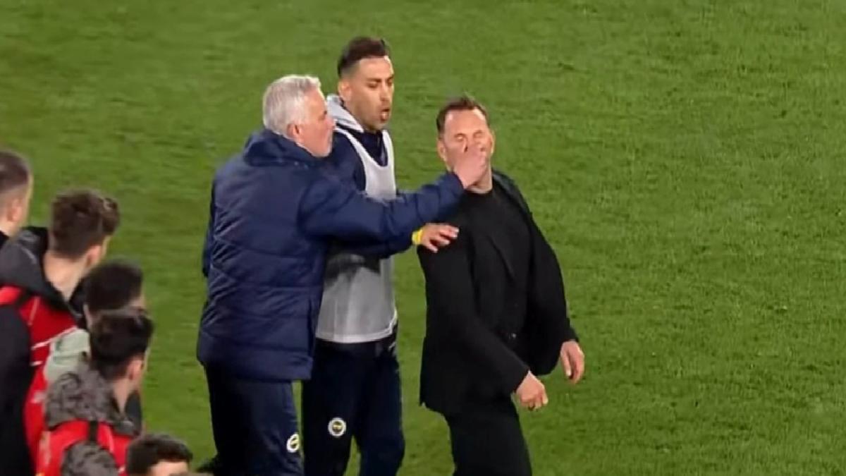Okan Buruk’un burnunu sıkmıştı: Jose Mourinho’nun yıllar önce de benzer bir hareket yaptığı ortaya çıktı