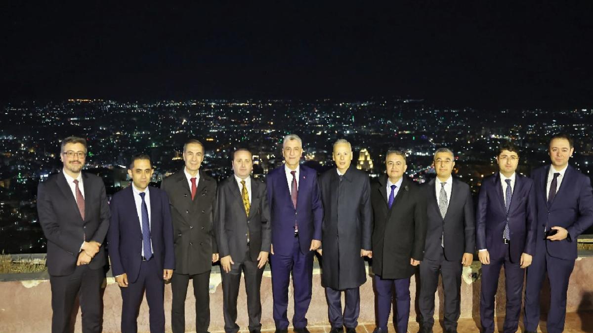 Ömer Bolat, Şam’da Kasiyun Dağı’nı ziyaret etti