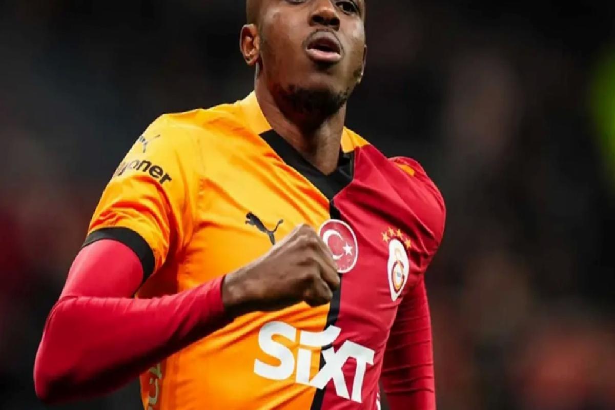 Osimhen, dünyaca ünlü yıldıza Galatasaray forması giydirdi