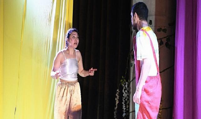 Osmangazi Belediyesi’nden çocuklara tiyatro şöleni