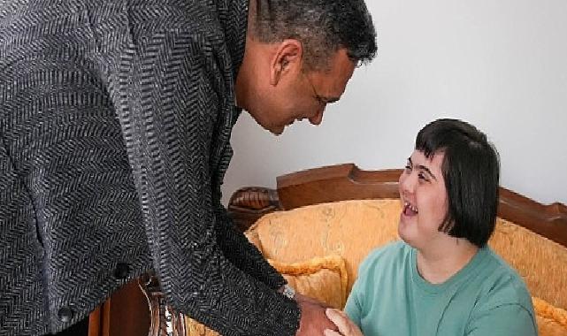 Özel Bireylere Doğum Günü Sürprizi
