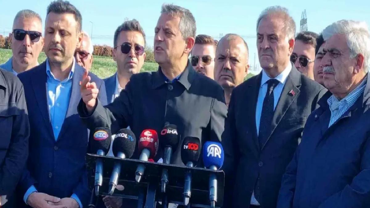 Özgür Özel: “İmamoğlu’nun bütün programlarına bakın, o çanta jammer çantası”