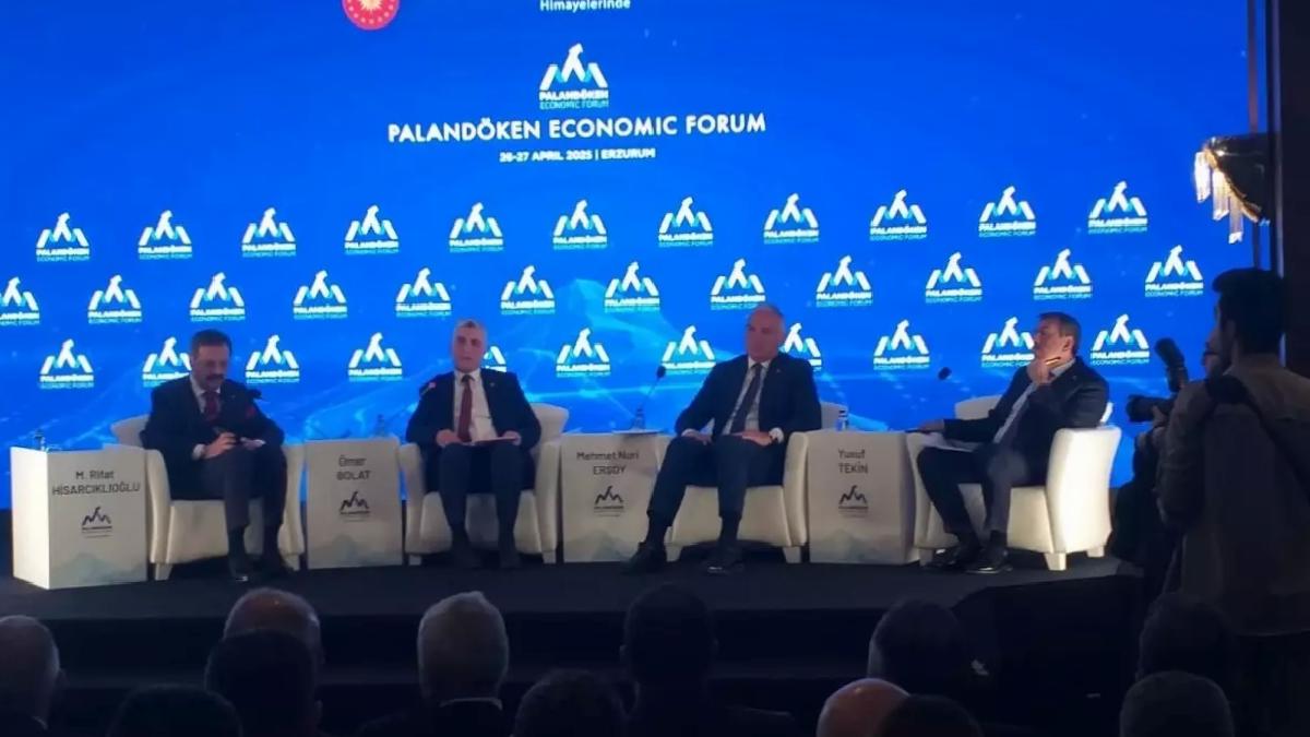 ‘Palandöken Ekonomi Forumu’nda konuşan Cevdet Yılmaz: Ulusal ve uluslararası ölçekte ekonominin en büyük düşmanı belirsizliktir