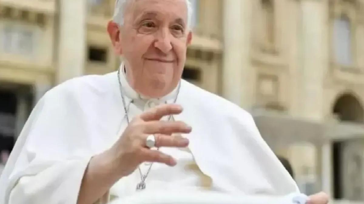 Papa Francis Hayatını Kaybetti