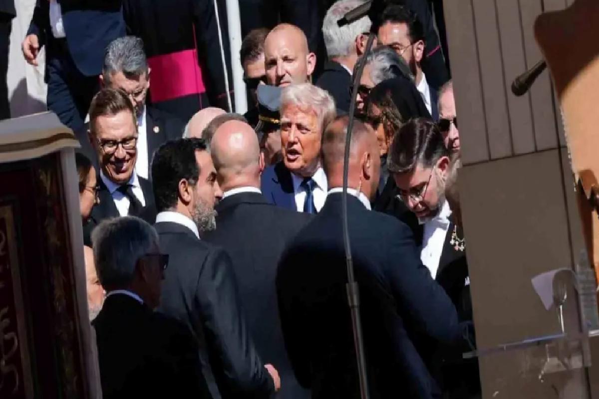 Papa Franciscus Son Yolculuğuna Çıktı