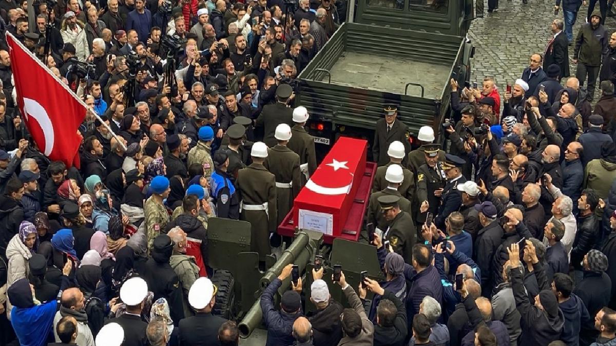 Pençe-Kilit Operasyonu şehidi Berat Mecit Day son yolculuğuna uğurlandı
