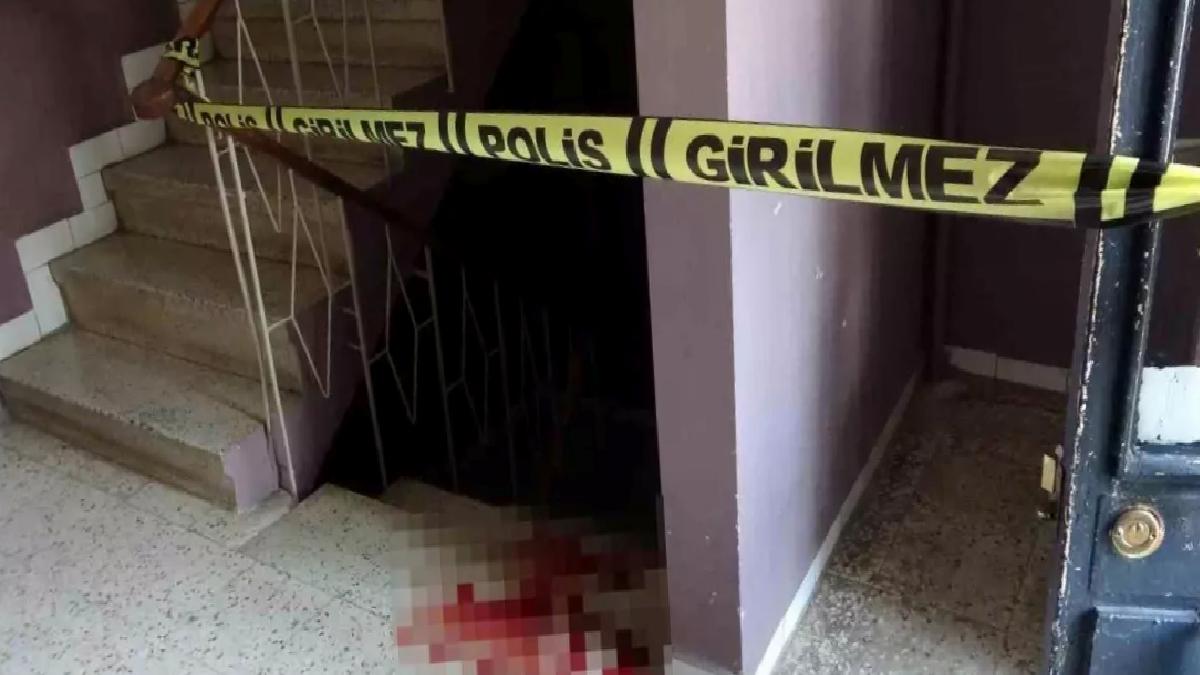 Pendik’te Eski Eşini Bıçaklayarak Öldürdü