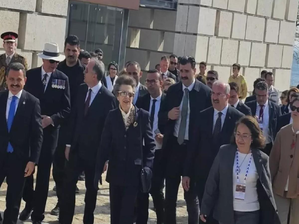 Prenses Anne Çanakkale’yi Ziyaret Etti