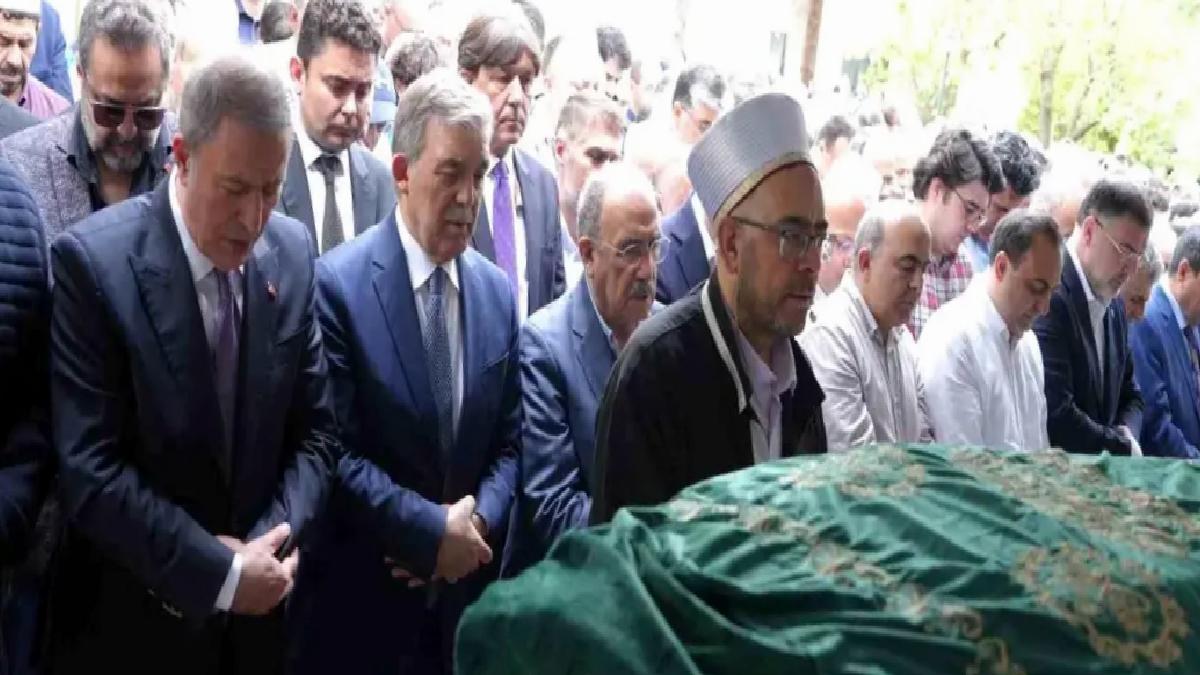 Prof. Dr. Ahmet Tahir Satoğlu Son Yolculuğuna Uğurlandı