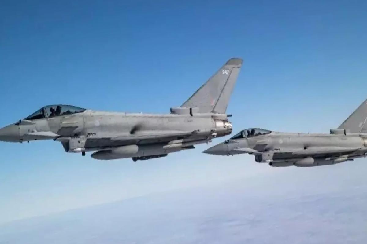 RAF, Rus Savaş Uçaklarına Karşı Harekete Geçti