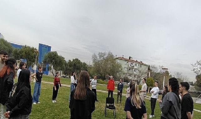 Rektör Prof. Dr. Budak, uluslararası öğrencilerle bir araya geldi