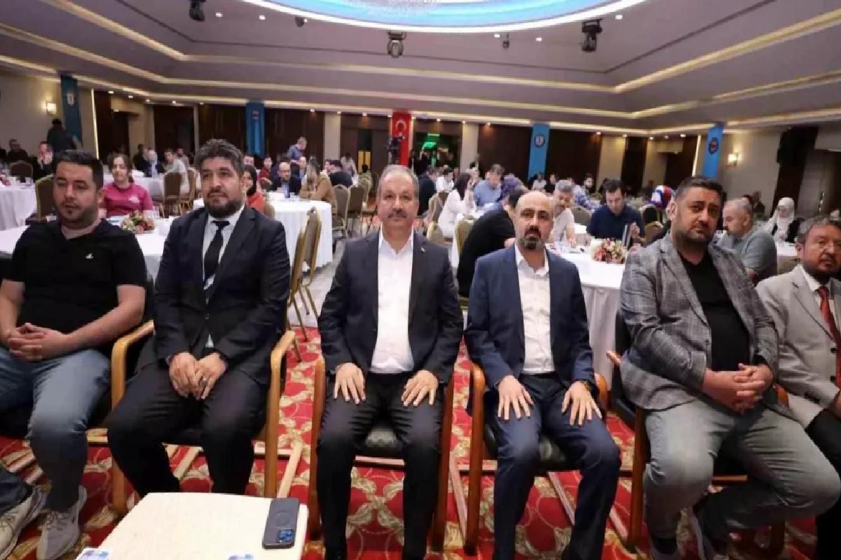 Sağlık-Sen’den Birlik Çağrısı