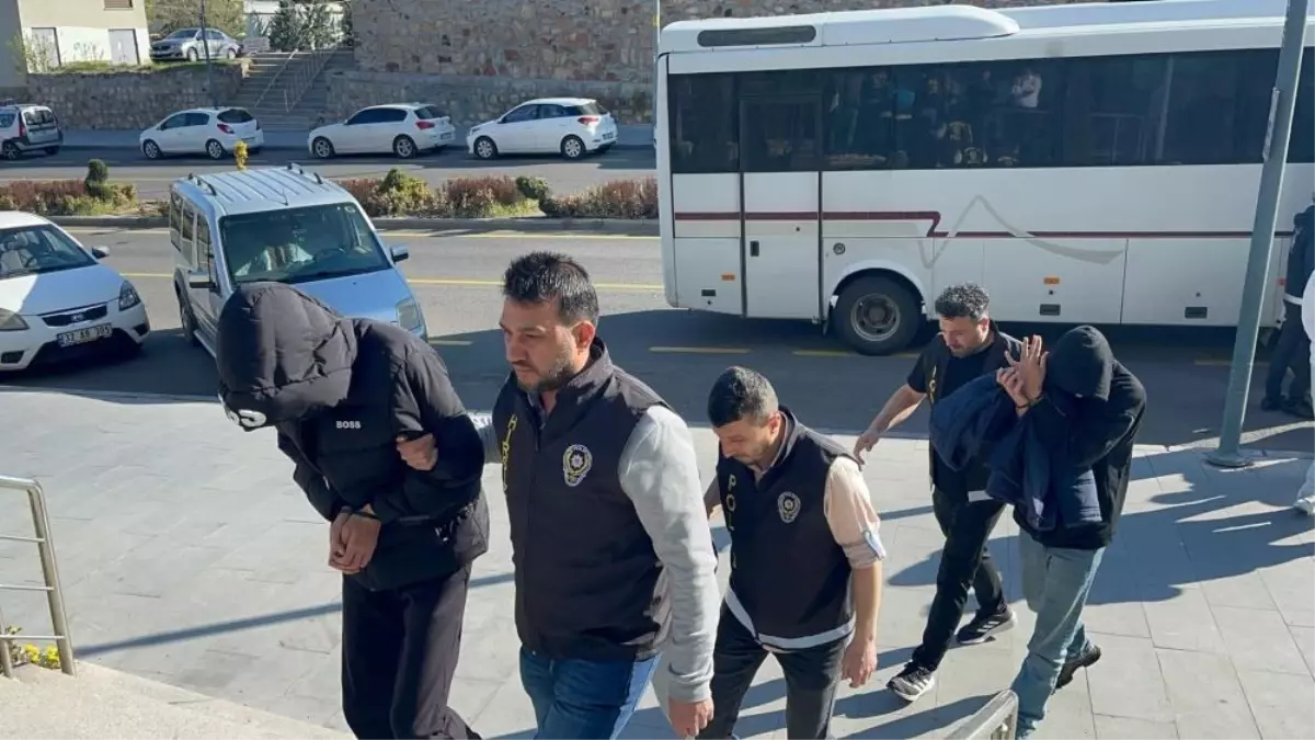 Sahte Savcı Operasyonu: 15 Gözaltı