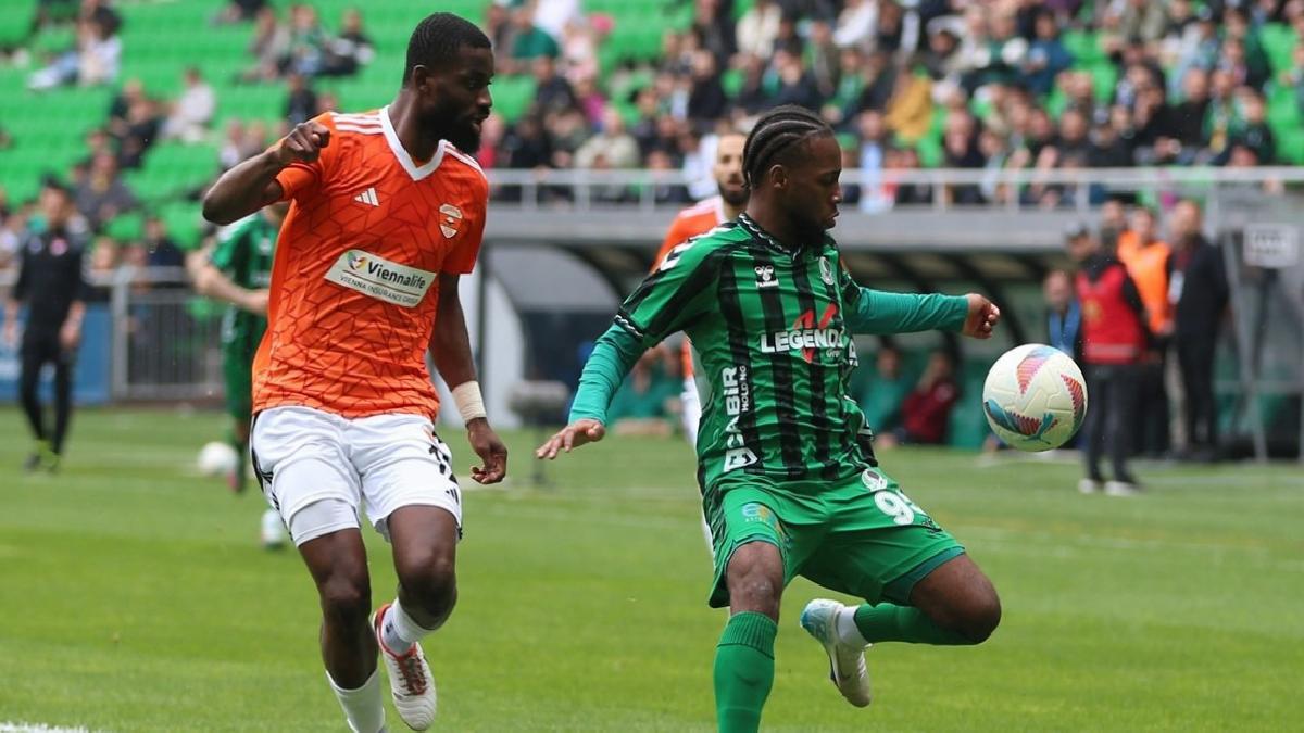 Sakaryaspor, Adanaspor karşısında iki golle güldü