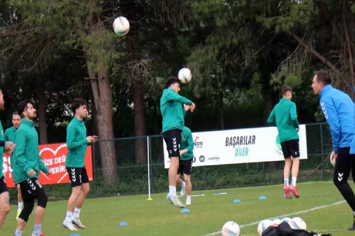 Sakaryaspor Gençlerbirliği Maçı Hazırlıklarına Devam Ediyor