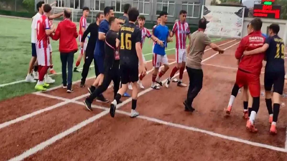 Şampiyona Maçında Gergin Anlar