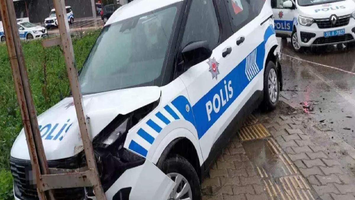 Samsun’da Polis Araçlarına Çarpma Kazası