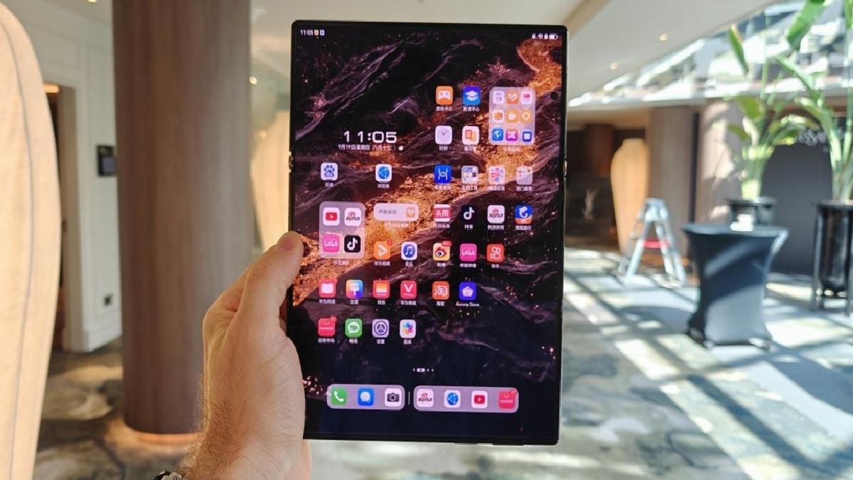Samsung’un üçe katlanan telefonu hakkında yeni bilgiler geldi