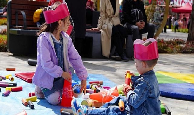 Saraçhane’de Özgürlük ve Demokrasi Şenliği Coşkusu Sürüyor