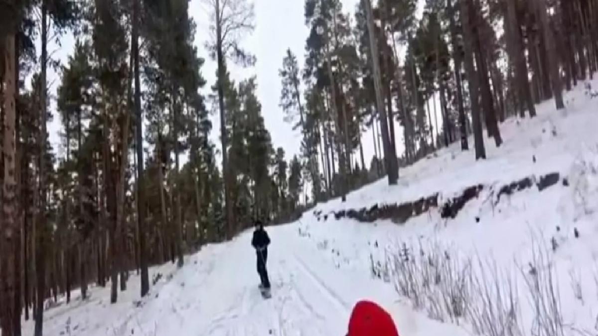 Sarıkamış’ta Gençlerden Kayak Şov!