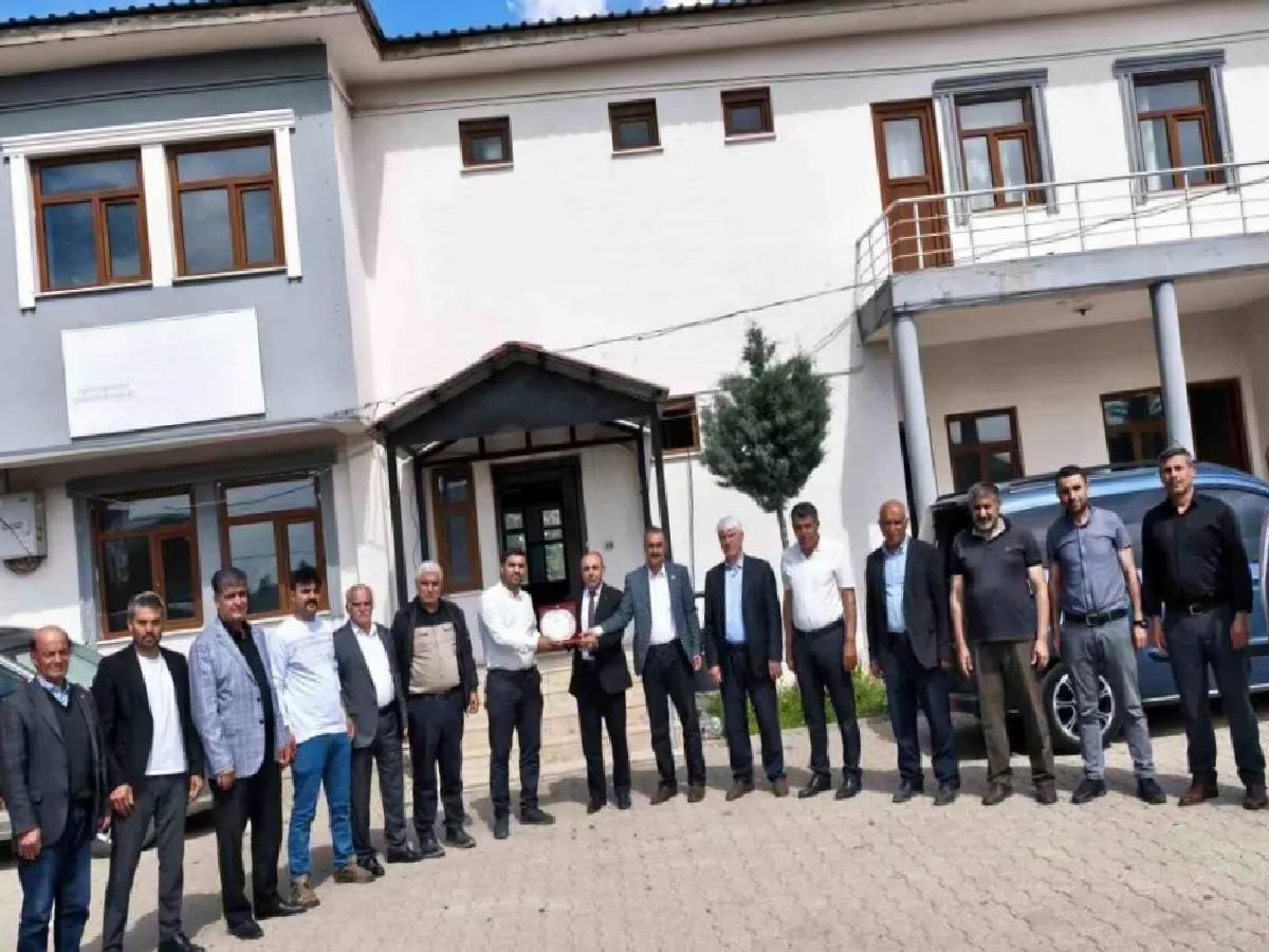 Sason’da Halk Ödülü Çelik’e Verildi