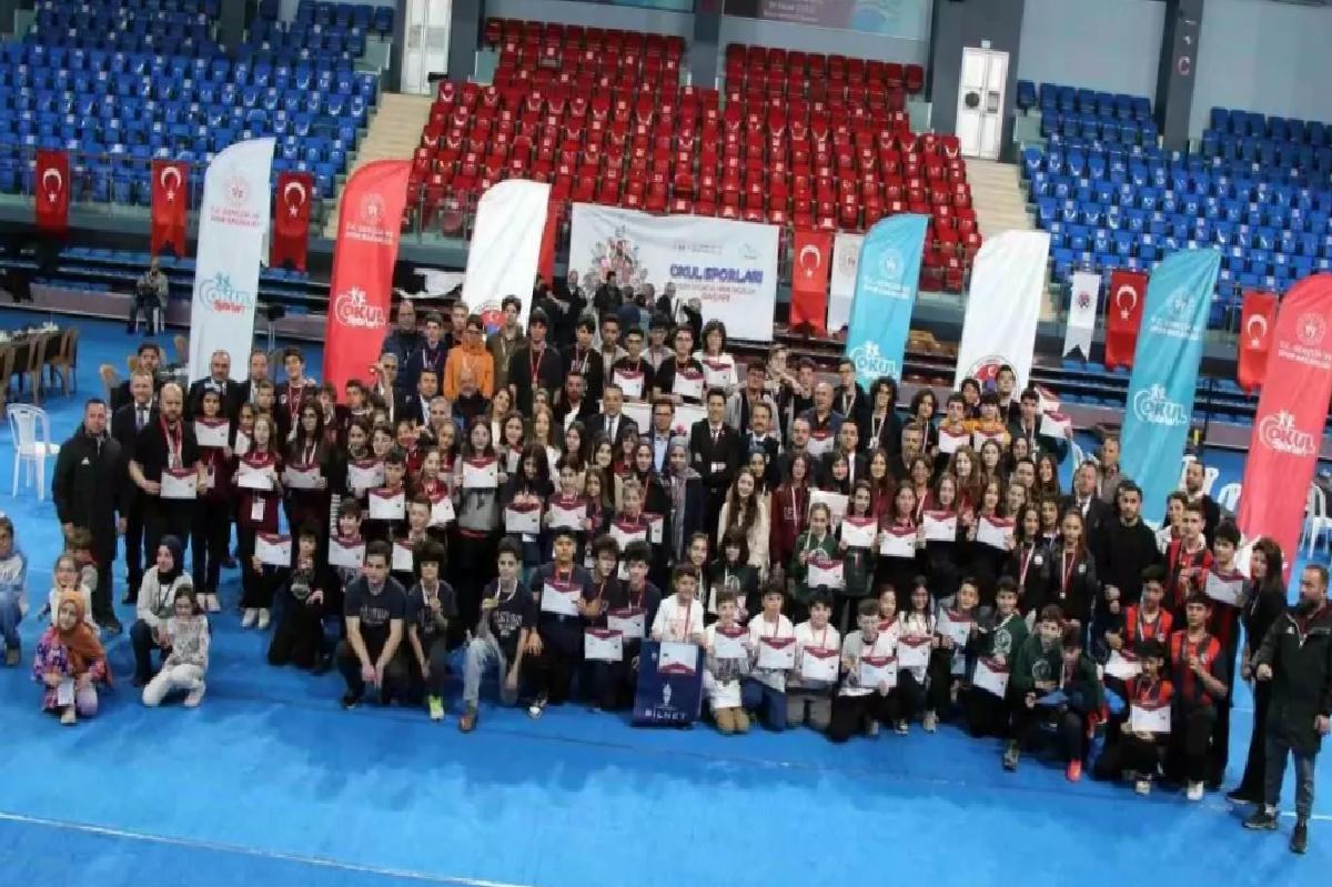 Satranç grup müsabakaları tamamlandı