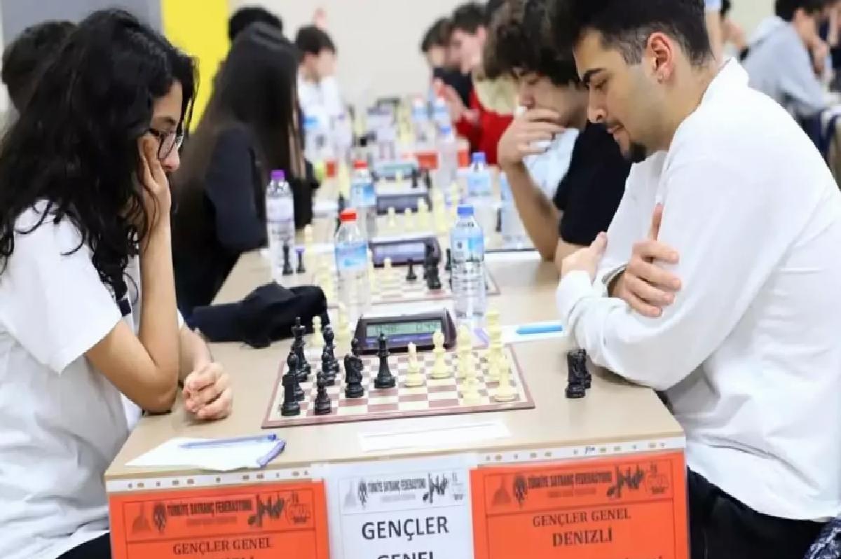Satranç grup şampiyonası heyecanı Denizli’de yaşandı