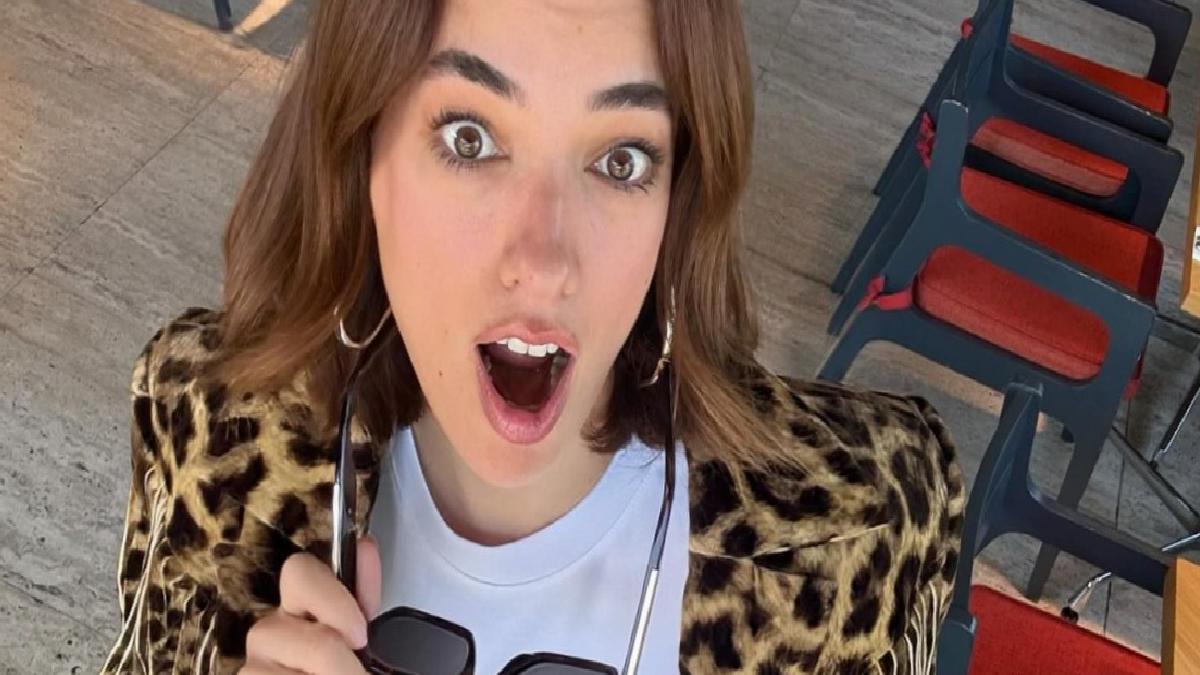 Seda Bakan, yeni projesi için imaj yeniledi! Yeni saçları dikkat çekti