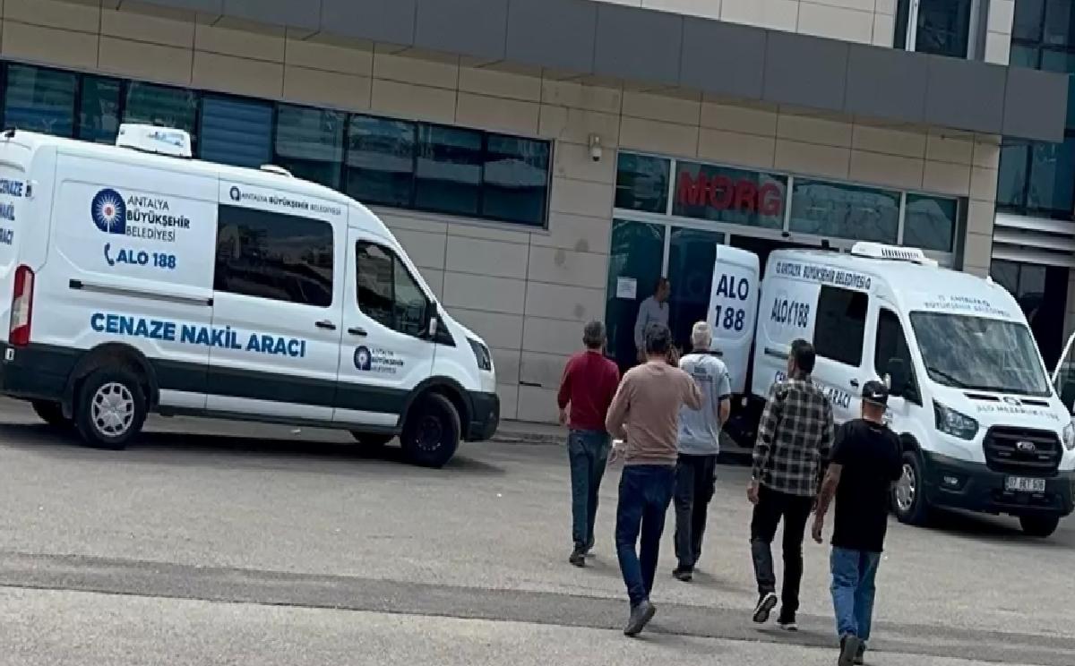 Serik’teki Çocuk Cenazesi Toprağa Verildi