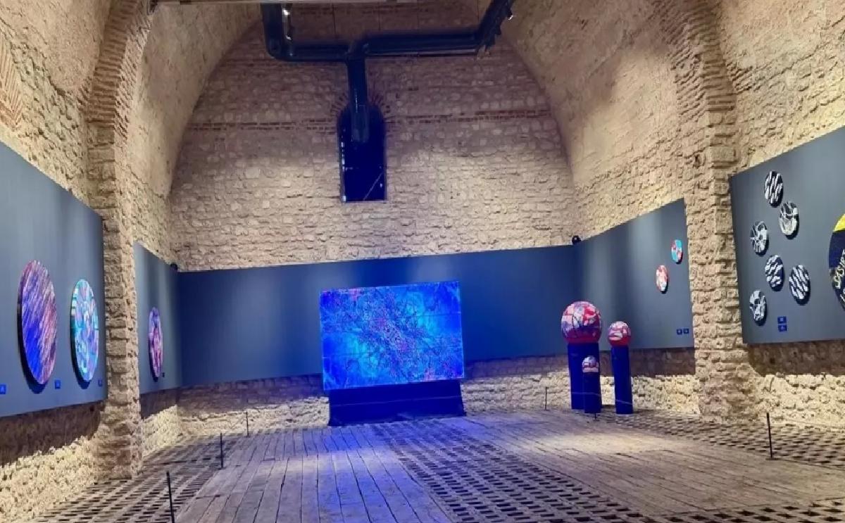 Seval Özcan’ın ‘Şaşırt Beni İstanbul’ Sergisi Baruthane’de