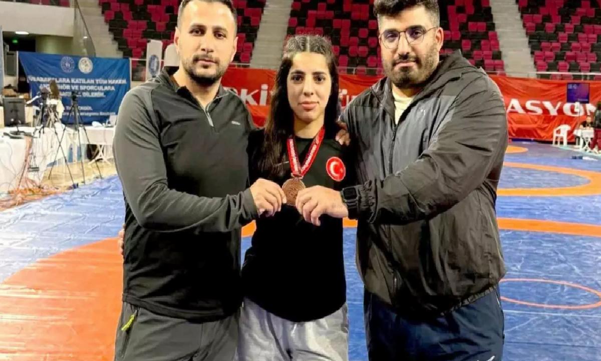 Şeyda Salim Türkiye Üçüncüsü
