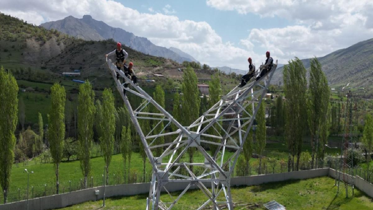 Şırnak ve Hakkari arasına enerji nakil hattı kuruluyor