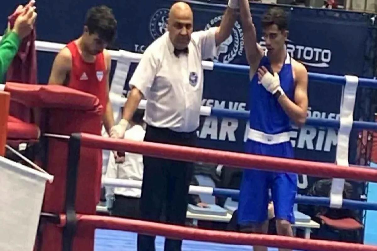 Şırnaklı Sporcular Boks Şampiyonasında Başarı Gösterdi