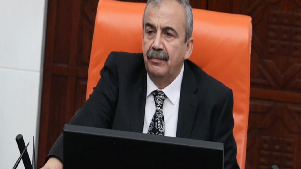 Sırrı Süreyya Önder’in doktoru son durumunu aktardı