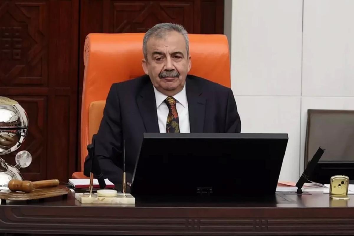 Sırrı Süreyya Önder’in tedavi gördüğü hastaneden açıklama: Hayati riski çok yüksek