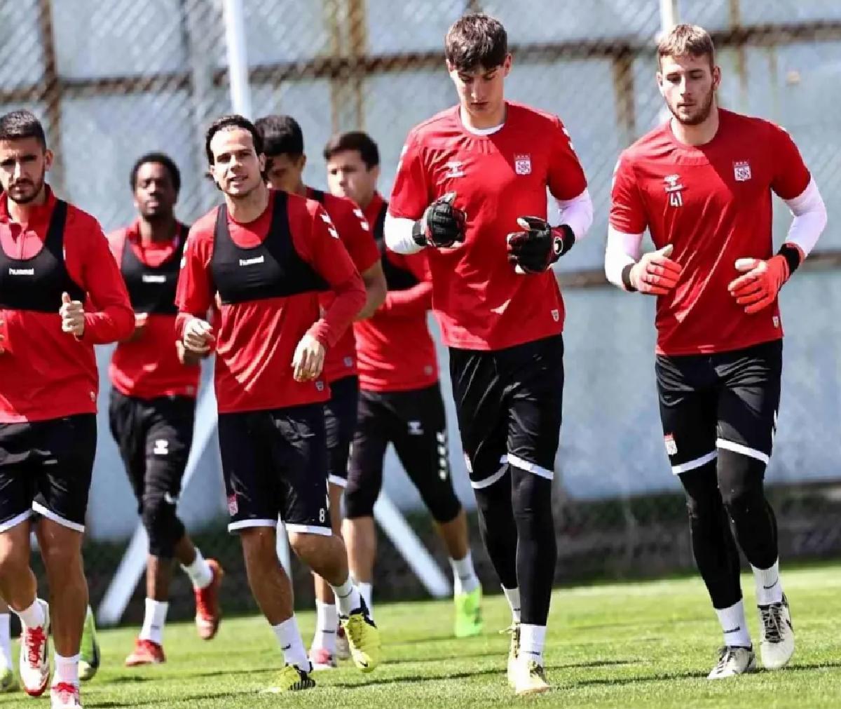 Sivasspor Antalyaspor Maçına Hazırlanıyor