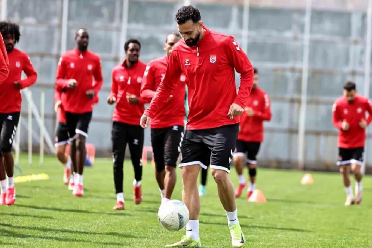 Sivasspor Çaykur Rizespor Maçına Hazırlanıyor