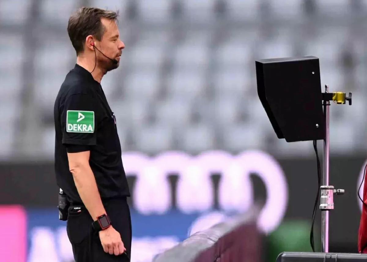 Sivasspor-Fenerbahçe Maçı İçin VAR Markus Schmidt