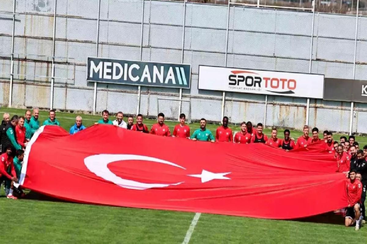 Sivasspor’dan 23 Nisan Kutlaması